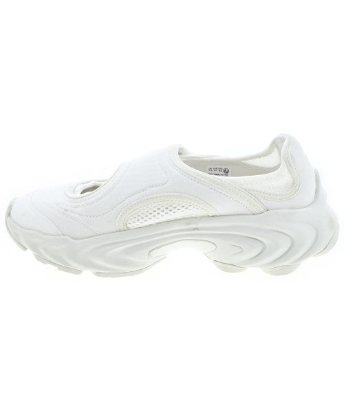 LACOSTE รองเท้าแตะ