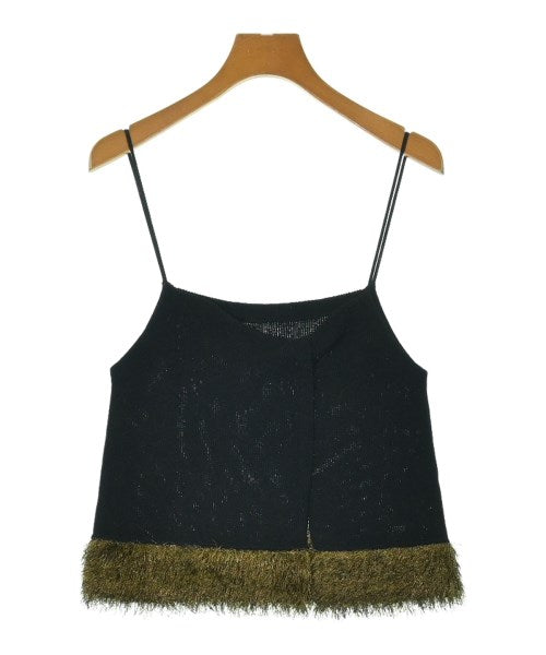 ESTNATION เสื้อแขนกุด