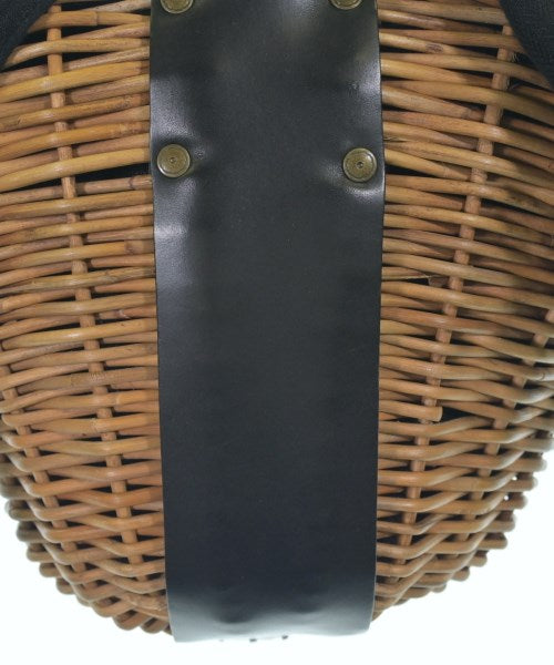 eb･a･gos กระเป๋าทรงตะกร้า