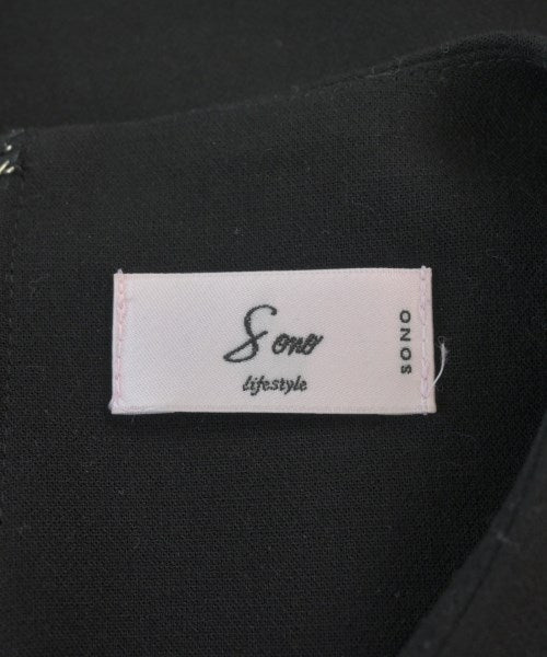 sono เสื้อยืด/เสื้อท็อปส์
