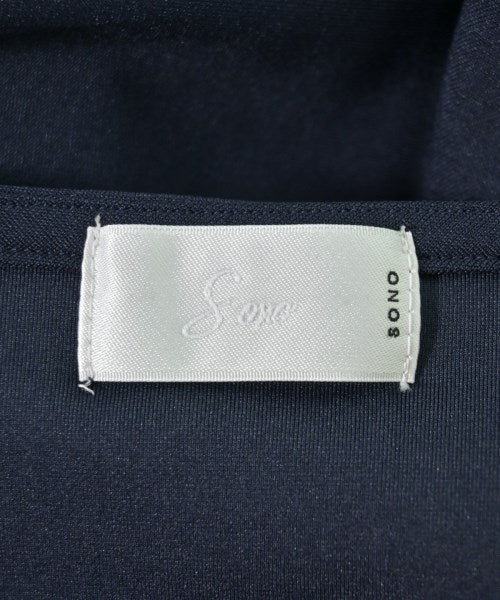 sono เสื้อยืด/เสื้อท็อปส์