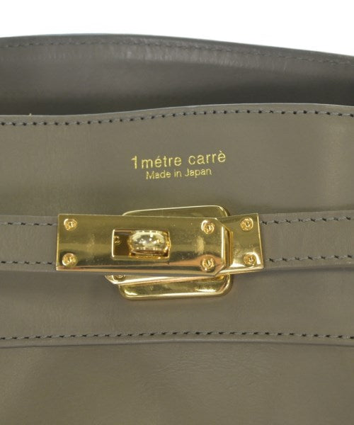 1 metre carre กระเป๋าถือขนาดใหญ่