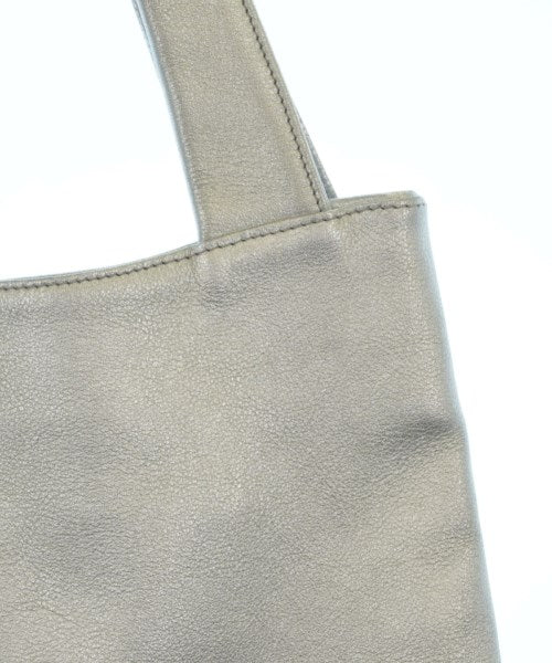 1 metre carre กระเป๋าถือขนาดใหญ่