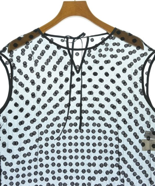 Loulou Willoughby เสื้อสตรี