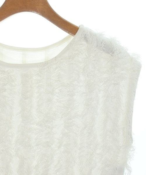 allureville เสื้อแขนกุด