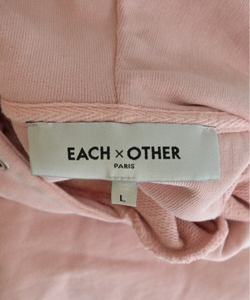 EACHxOTHER เสื้อฮู้ด