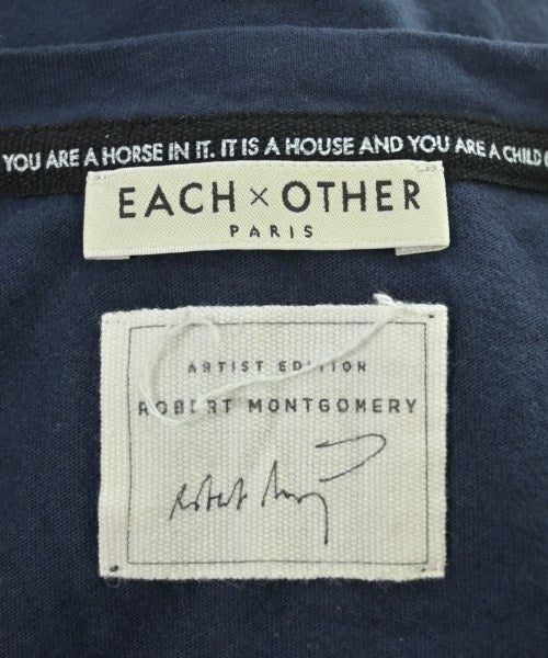 EACHxOTHER เสื้อยืด/เสื้อท็อปส์