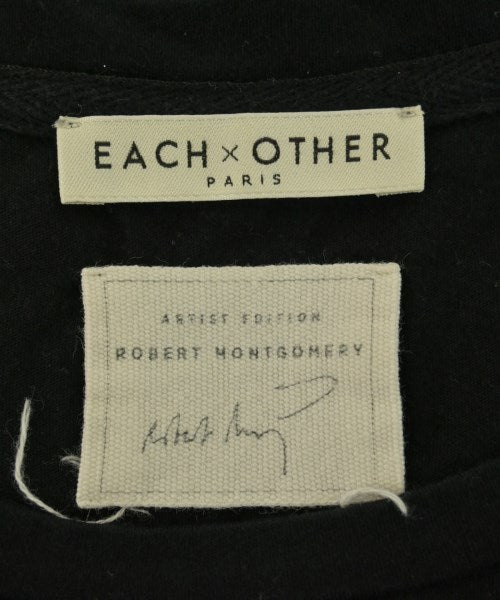 EACHxOTHER เสื้อยืด/เสื้อท็อปส์