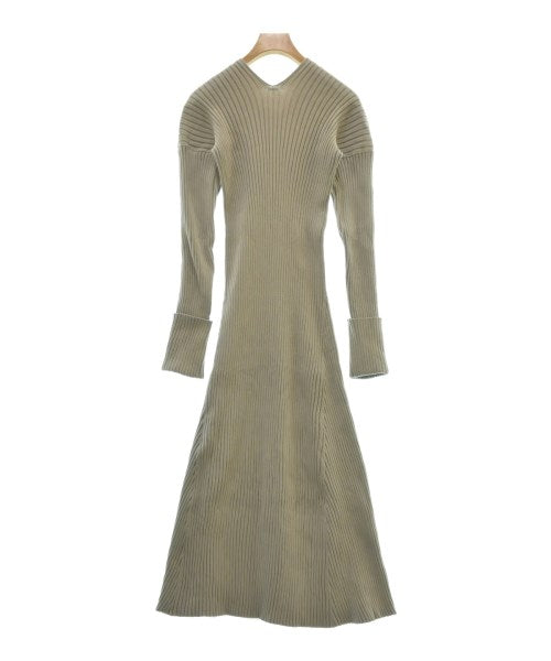 Mila Owen ชุดเดรส