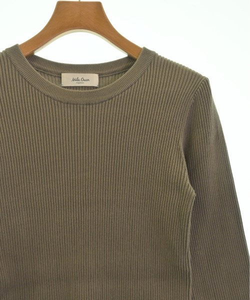 Mila Owen เสื้อกันหนาว