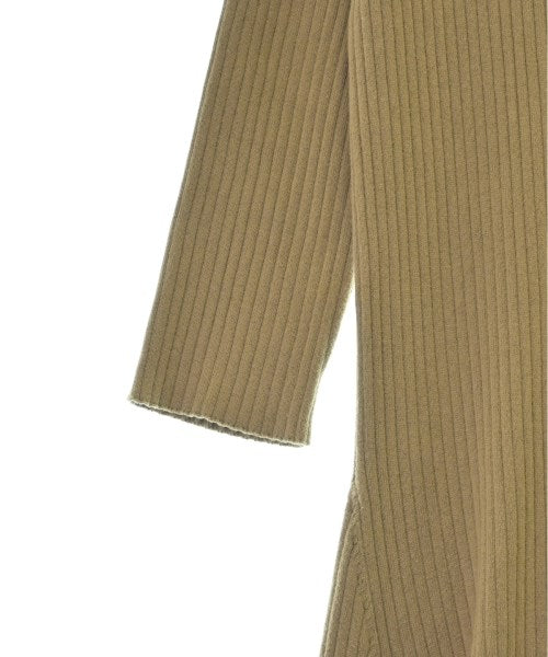 Mila Owen ชุดเดรส