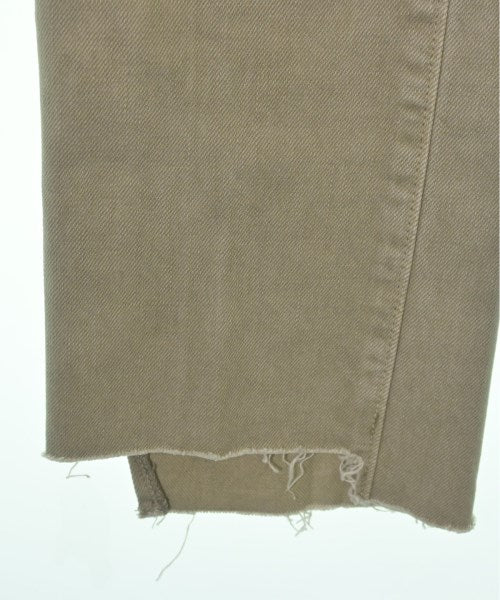 Mila Owen ยีนส์