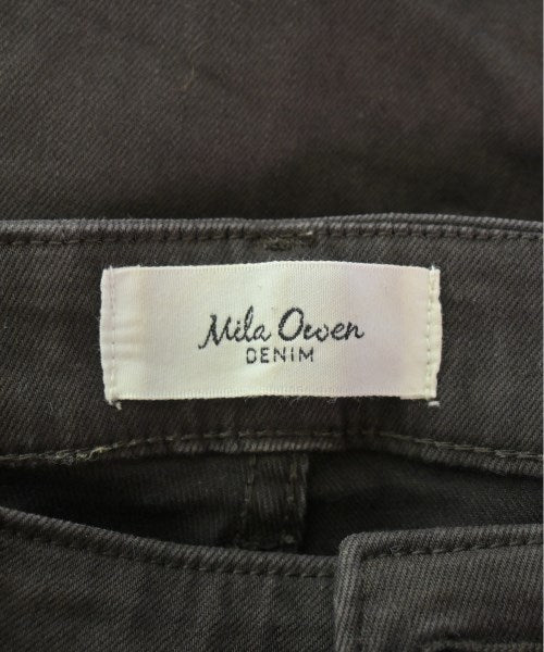 Mila Owen ยีนส์