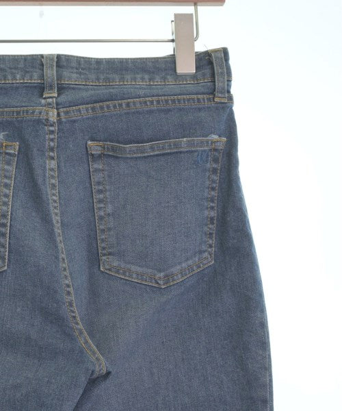 Mila Owen ยีนส์