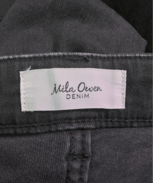 Mila Owen ยีนส์