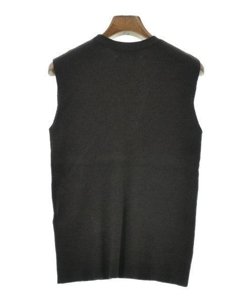 Mila Owen เสื้อกั๊ก