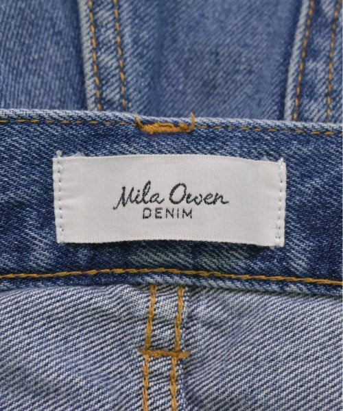 Mila Owen ยีนส์
