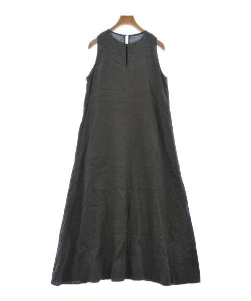 Mila Owen ชุดเดรส