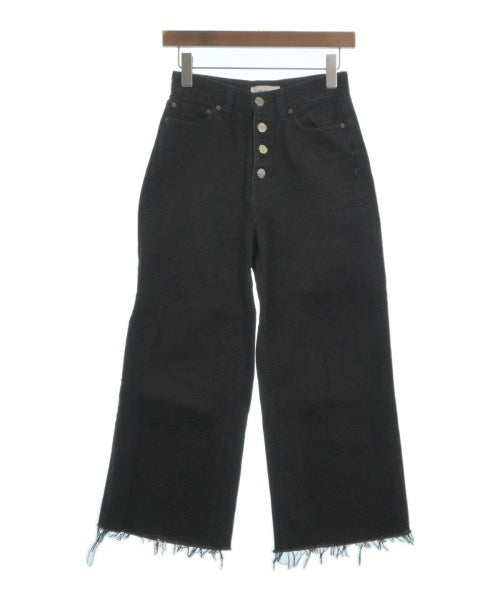 Mila Owen ยีนส์