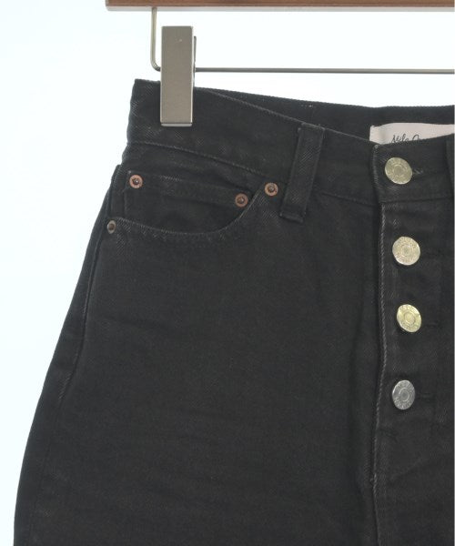 Mila Owen ยีนส์