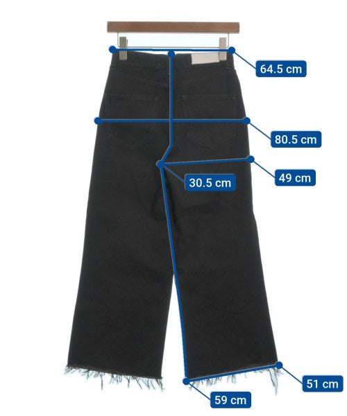 Mila Owen ยีนส์