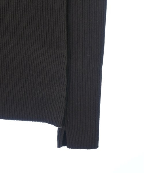 Mila Owen เสื้อกันหนาว