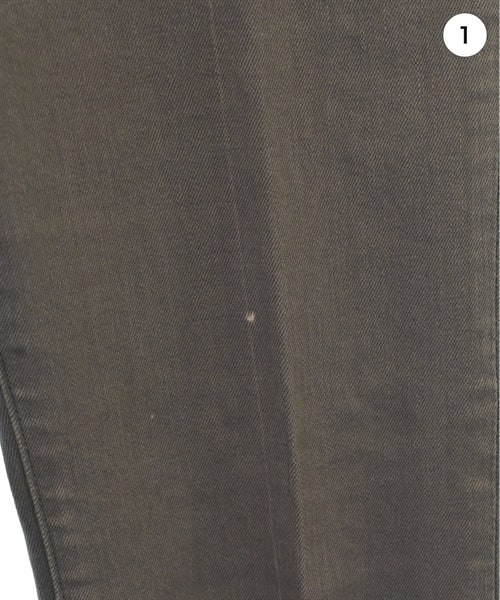 Mila Owen ยีนส์