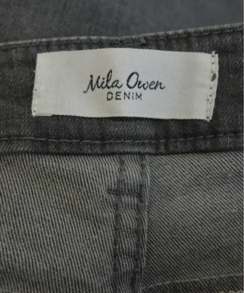 Mila Owen ยีนส์