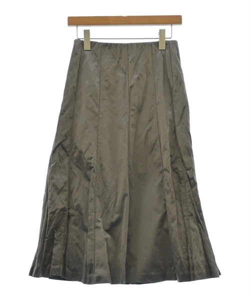 Mila Owen กระโปรงยาวถึงเข่า