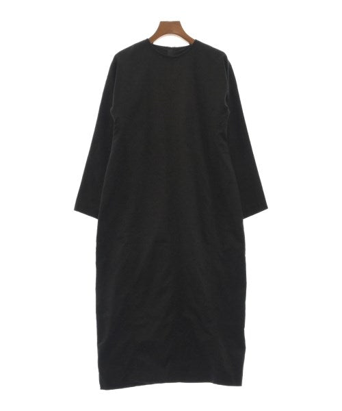 Mila Owen ชุดเดรส