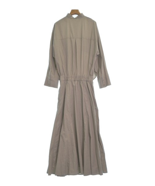 Mila Owen ชุดเดรส