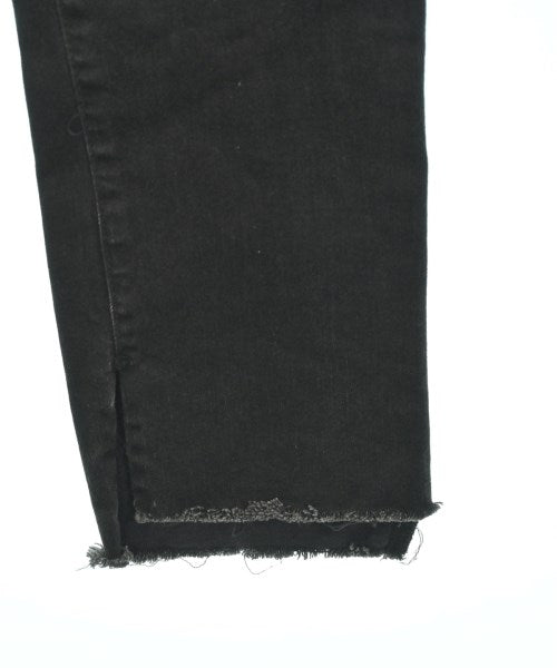 Mila Owen ยีนส์