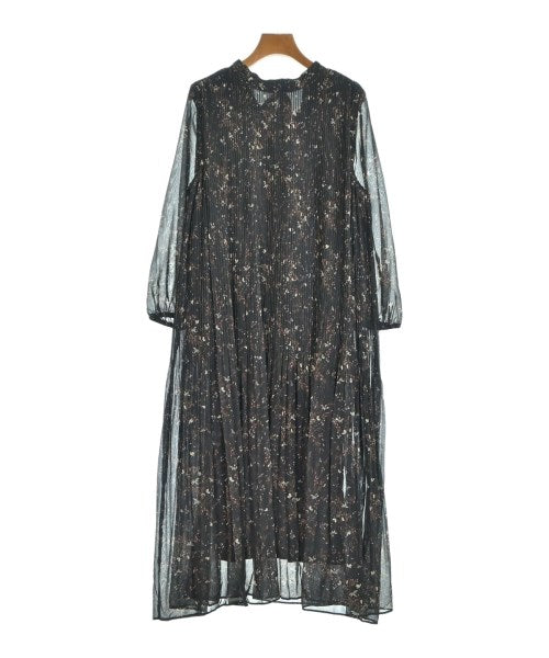 Mila Owen ชุดเดรส