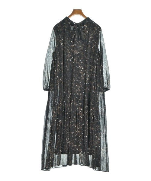 Mila Owen ชุดเดรส