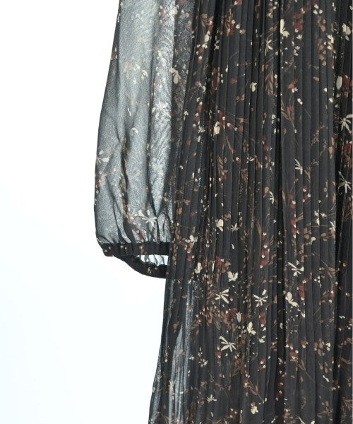 Mila Owen ชุดเดรส