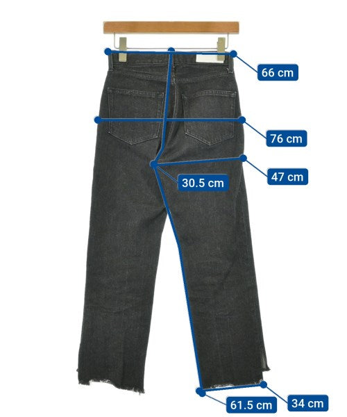 Mila Owen ยีนส์