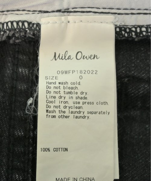 Mila Owen ยีนส์