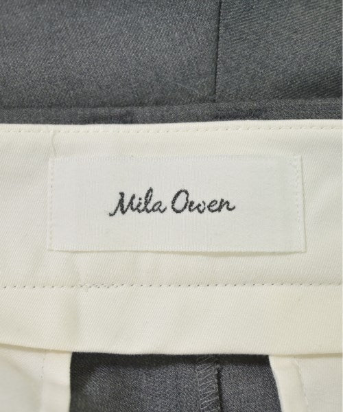 Mila Owen กางเกงขาสั้น