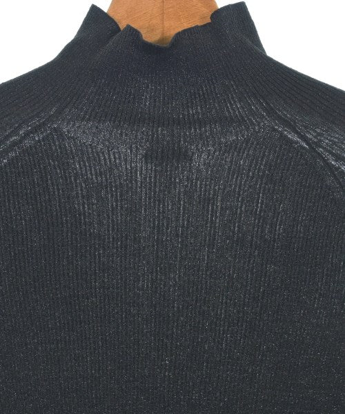 Mila Owen เสื้อกันหนาว