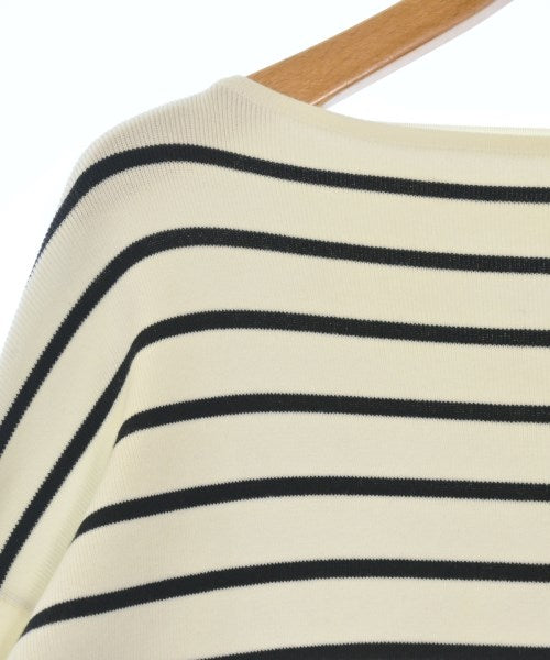 Mila Owen เสื้อกันหนาว