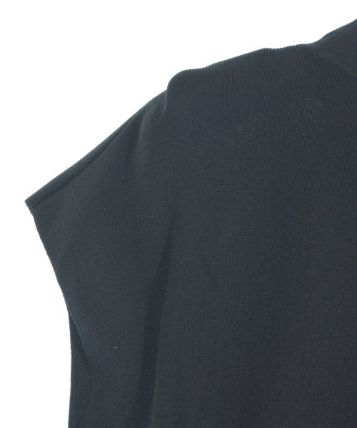 Mila Owen เสื้อกันหนาว