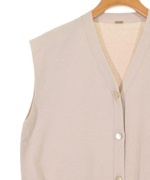 Mila Owen เสื้อกั๊ก