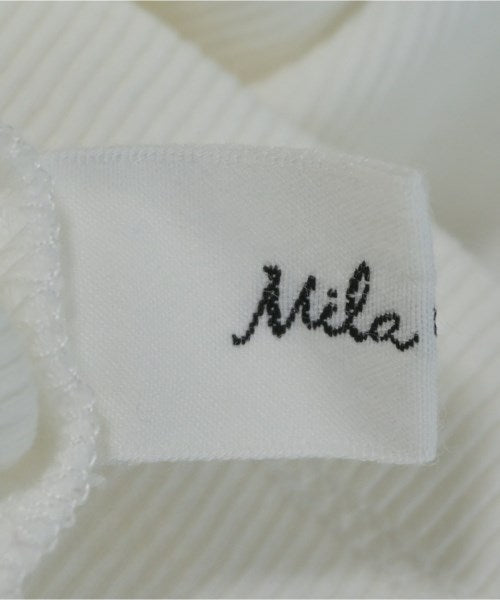 Mila Owen เสื้อยืด/เสื้อท็อปส์