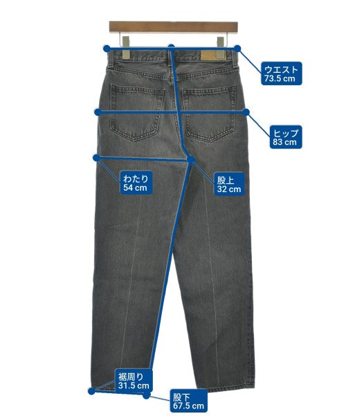 Mila Owen ยีนส์