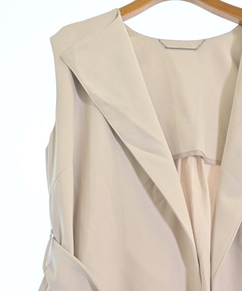 Mila Owen เสื้อกันฝน