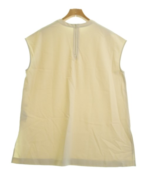 Mila Owen เสื้อลำลอง