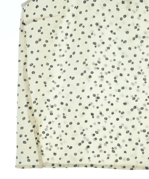 Mila Owen ชุดสูทแบบครบเซต (อื่นๆ)