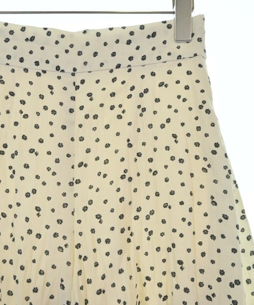 Mila Owen ชุดสูทแบบครบเซต (อื่นๆ)