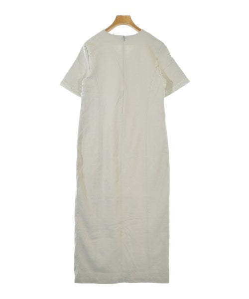 Mila Owen ชุดเดรส