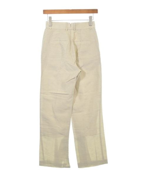 Mila Owen ชุดสูทแบบครบเซต (อื่นๆ)